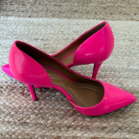 NWOB: Jessica Simpson Hot Pink D’Orsay Heels, size. 8/39 - Picture 2 of 4